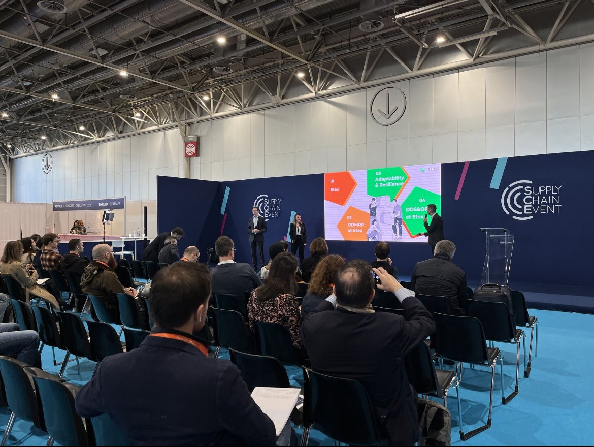B2wiseFrance's tweet photo. The Etex conference by Laurent Vigouroux, Peter van Cuyck and Claire Ané at the #SupplyChainEvent 2023!
"The DDS&OP process at #Etex powered by #b2wise: resilience and adaptability across 212 sites".
#SCE2023 #DDMRP https://t.co/8YRw3HGHJZ