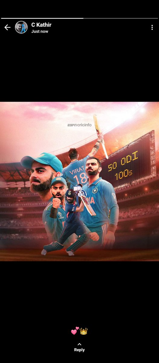 SachinKumar_Vtv's tweet photo. டெண்டுல்கர் க்கு அப்புறம் அந்த நாற்காலியை ஆயிரம் பேர் சுத்தி வந்தாங்க ஆனா அந்த நாற்காலியே சுத்த வெச்சது நாங்க தான்டா.

கோலிடா🔥🔥

#ViratKholi https://t.co/PA55ZBuBKY