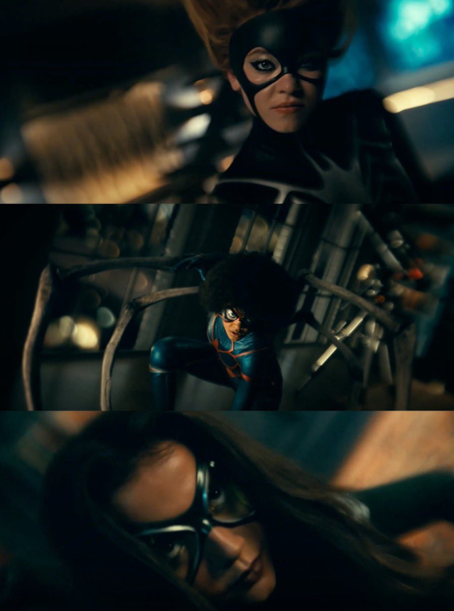 SiteJamesons's tweet photo. 🚨 DESTRINCHANDO O TRAILER DE MADAME TEIA

Saiu agora pela manhã o trailer de Madame Teia, o novo filme da Sony ambientado no Universo do Homem-Aranha, mas sem Homem-Aranha hahahah

O filme explora VÁRIOS conceitos das HQ do Miranha e vou falar sobre isso agora.

Segue o fio 🧶
