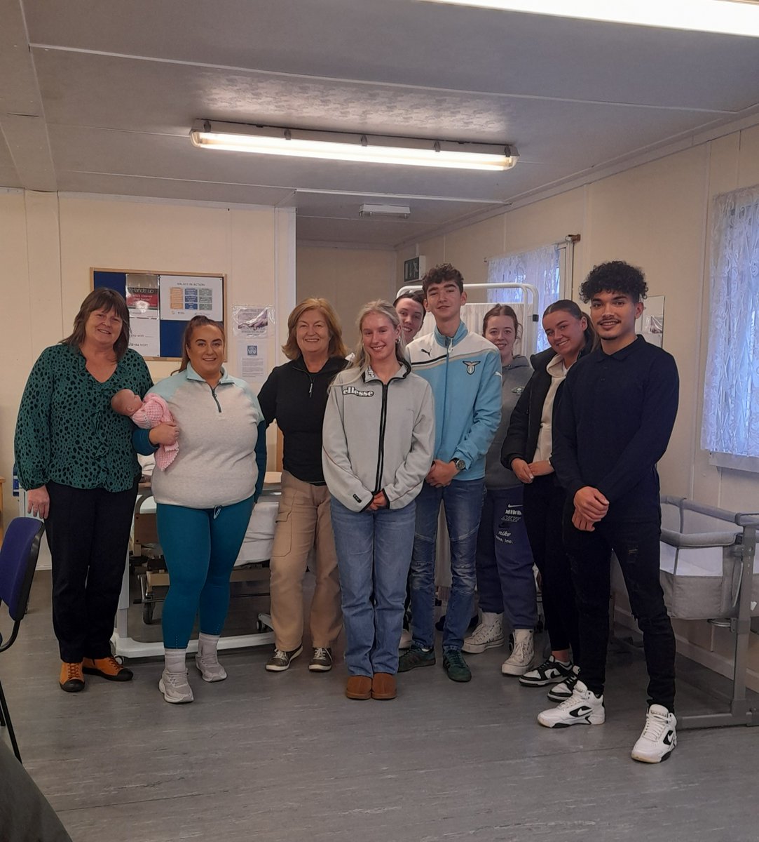 A big thank you to Victoria Edwards for visiting our new Nursing and Midwifery student groups. Victoria completed the level 5 Nursing Studies award in May 2023 and is now studying General Nursing in SETU, Waterford. Thank you for sharing your experience #generalnursing #plc #bife