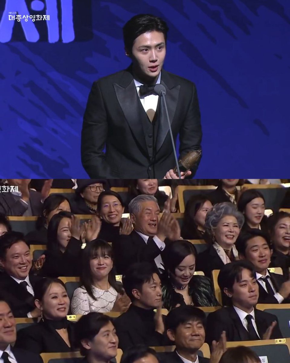 kdrama_menfess's tweet photo. •kdm• seonho : "thank you to my parents, my father &amp; my father. oh it’s because i’m so nervous. to my father &amp; mother thank you” 

Penonton : *ketawa* https://t.co/BUGqGYYuOE