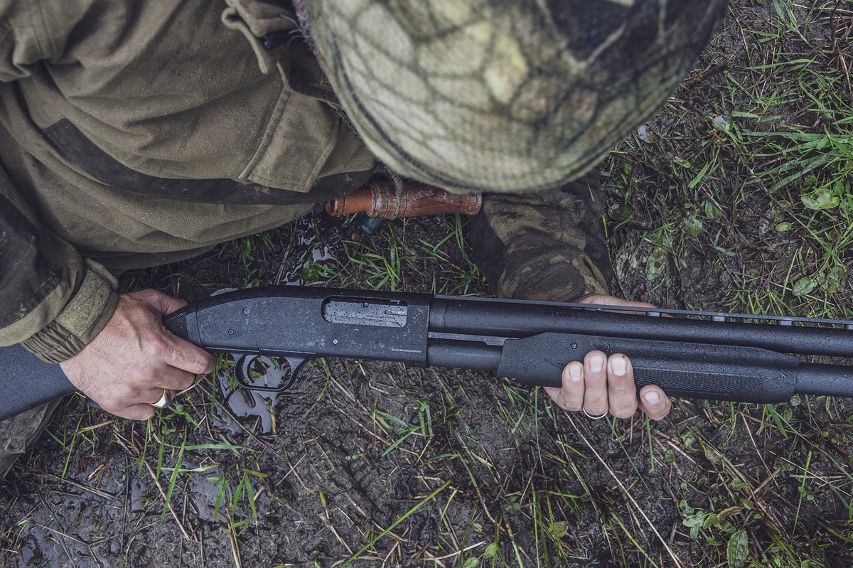 VikingArmsLtd's tweet image. Mossberg 500 pump🇺🇸

Shotgun info here - hubs.la/Q028XL190

#MOSSBERG #Mossberg500 #PumpAction #Wildfowling #PigeonShooting #FieldShooter #VIKING