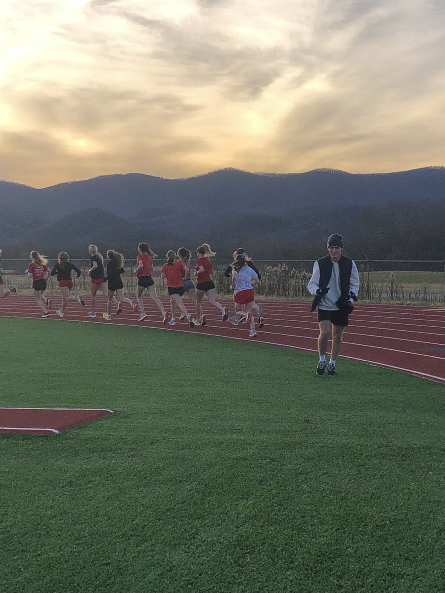 senatorxctrk's tweet photo. The final tuneup last night for #DEXCTF before the #RoadtoJoplin ends Saturday with the NCAA DII Cross Country National Championships!
#leaveyourlegacy https://t.co/2GaFUIUw47