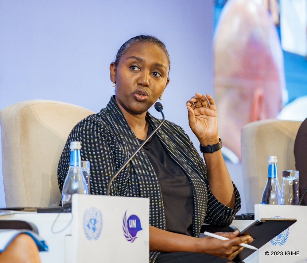 Umuvugizi wa Guverinoma y’u Rwanda, Yolande Makolo, yatangaje ko u Rwanda rutemeranya n’umwanzuro w’Urukiko rw’Ikirenga rw’u Bwongereza, rwanzuye ko ari igihugu kidatekanye ku bimukira, ko ndetse mu gihe baba barwoherejwemo bashobora gusubizwa aho baturutse.