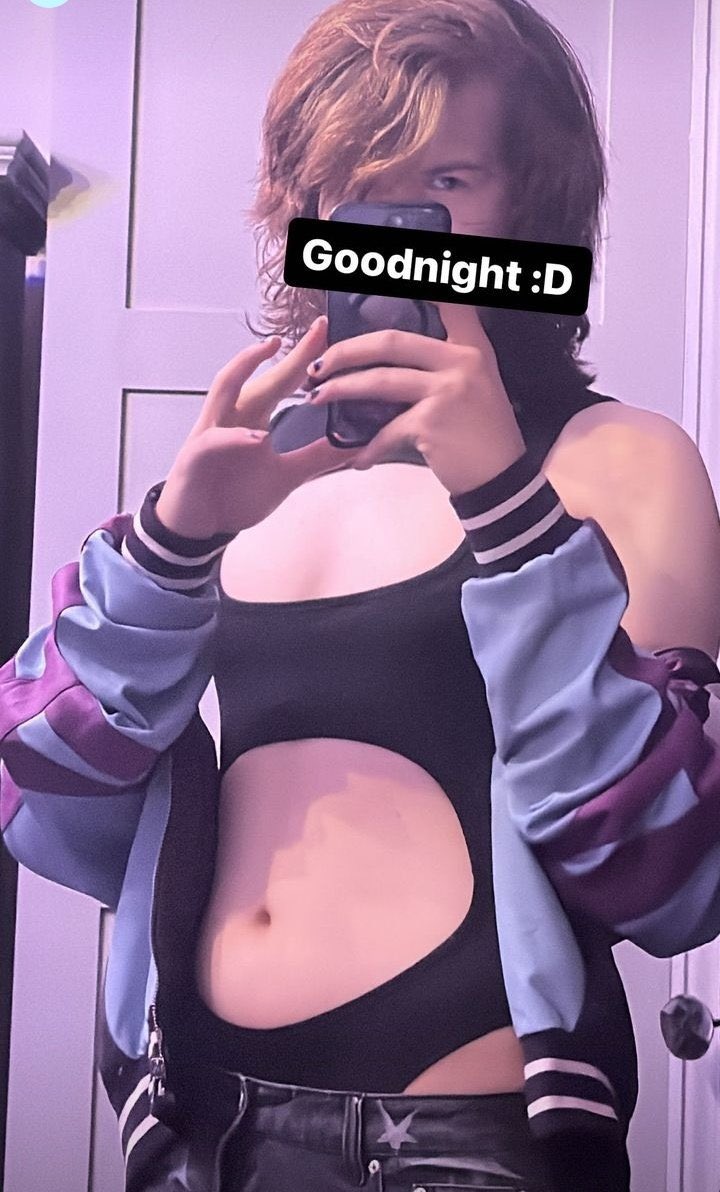 beesproblems69's tweet image. how would 16 year old r@n react if he was told this is where streaming would take him