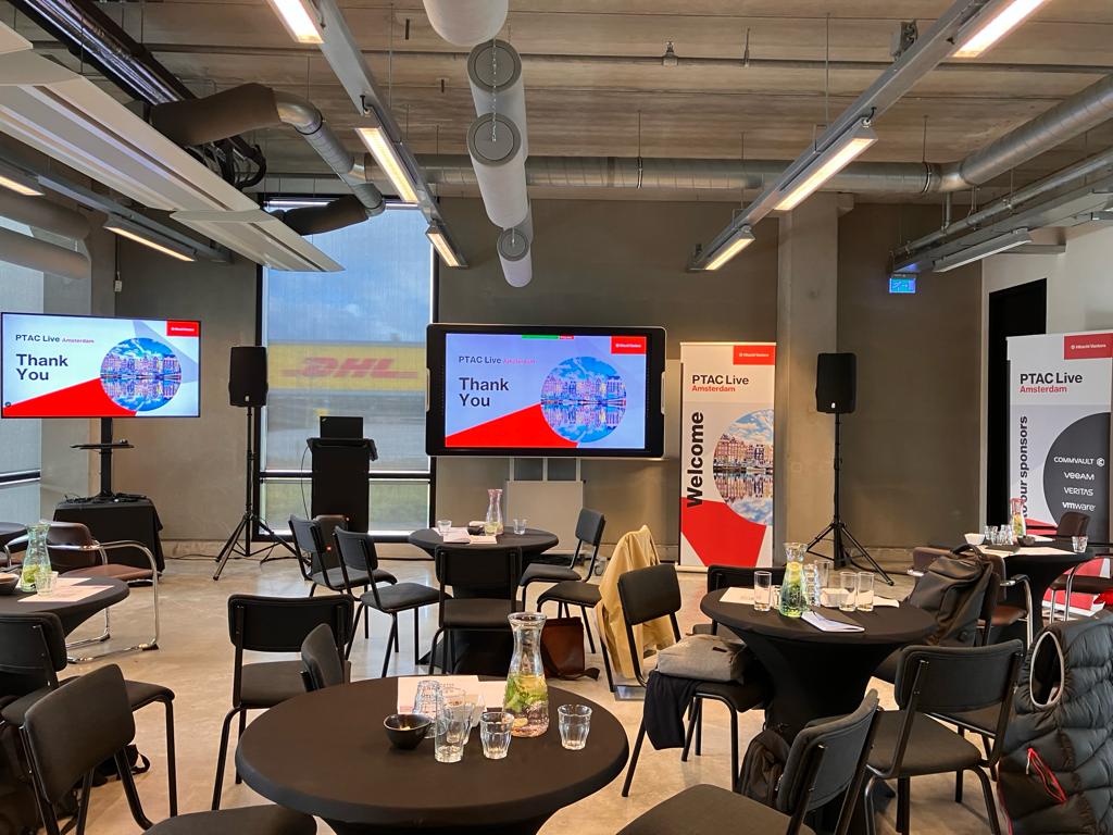 ¡Encantados de participar en el #PTACLive23 Advisory Forum de <a href="/Hitachi_ES/">Hitachi Vantara ES</a> ! 🚀 

Hoy, <a href="/Ramon_Mateo_A/">Ramón Mateo</a> representando al Encora Team, explora las innovaciones de #HitachiVantara para ofrecer la máxima calidad a nuestros clientes. 

#Innovación #EncoraTeam