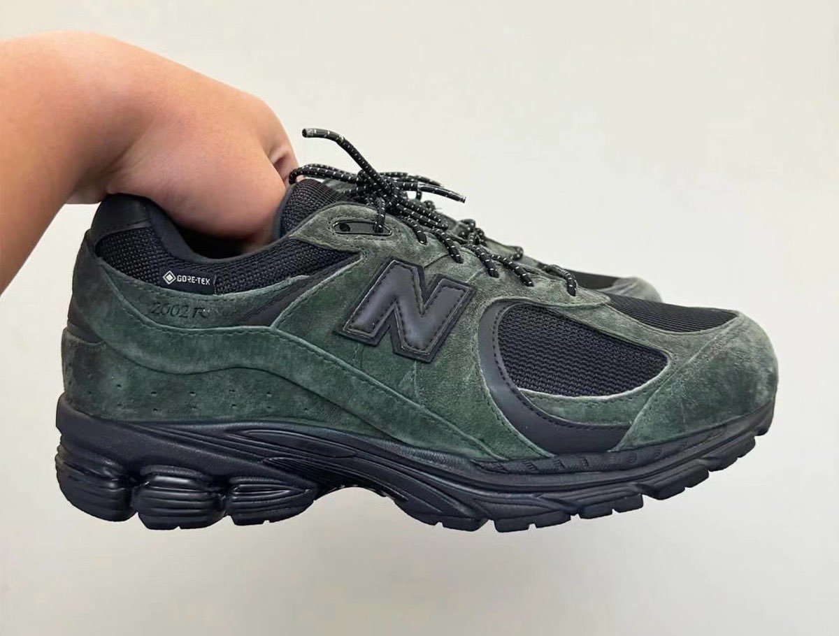 JJJJound × New Balance 『2002R GTX “Olive”』 ?: woganwodeyang（IG 