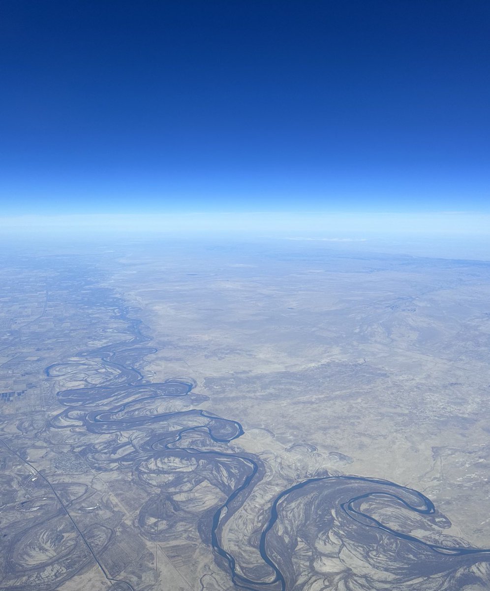 FranzLehner9's tweet photo. For the flat earth lover 😜 https://t.co/q17Uw3eHjq
