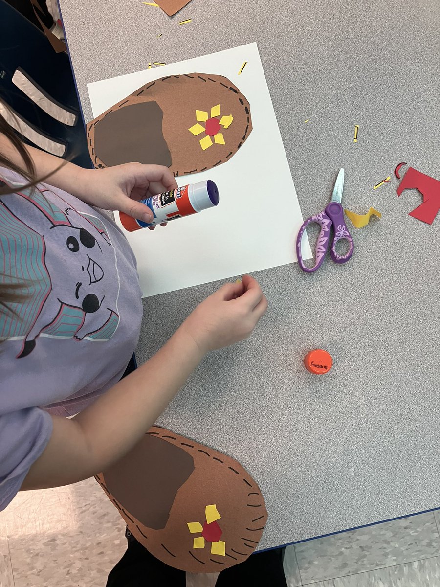 Yesterday @BeaconhillFMPSD  Kindergarten was making moccasins! #RockYourMoccs2023 #finemotorskills