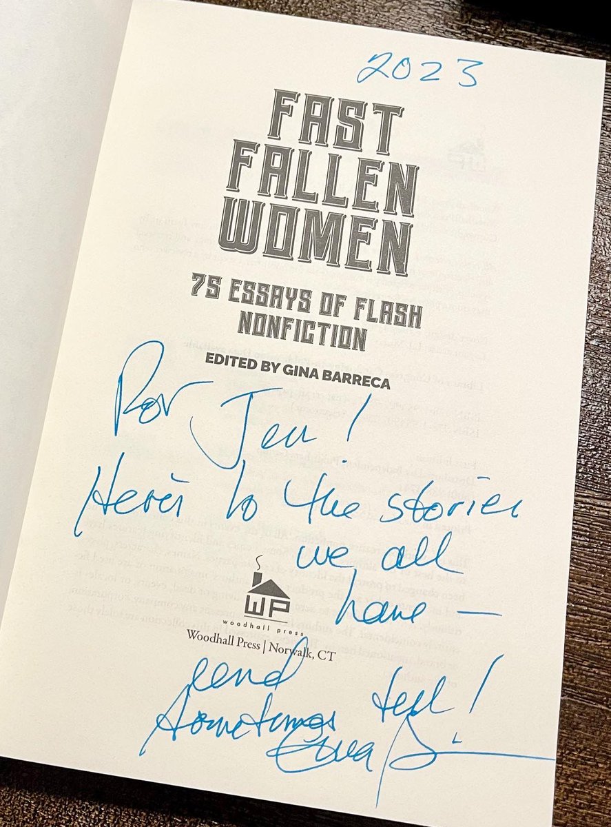 Thank you to @TheGinaBarreca for the fun evening & signed copy of your latest book! 
#FastFallenWomen #UConn