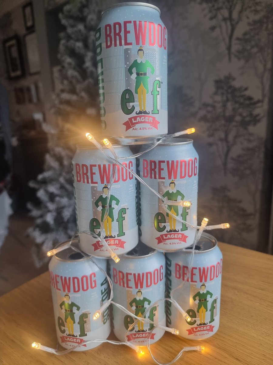 Katrina_W87's tweet photo. They didn't last until Christmas @BrewDog @BrewDogJames 😂

Fa-la-la-la-la, la-la-la-la 🎄🎅 #Brewdog #Christmas #Elf https://t.co/YSaXZwSKpZ