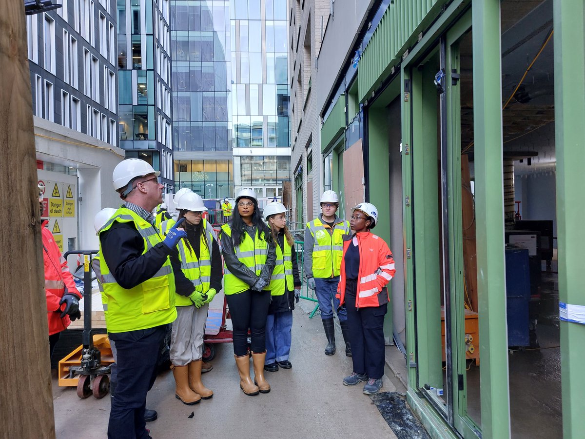 Chapman_Taylor's tweet image. Chapman Taylor UK Board Director Rachel Rogerson conducted a study tour for our current architectural students around our Design for Manufacture and Assembly (#DfMA) delivery project #Capella in Kings Cross, London, today.

#ProjectDelivery #ArchitecturalStudents #Architecture