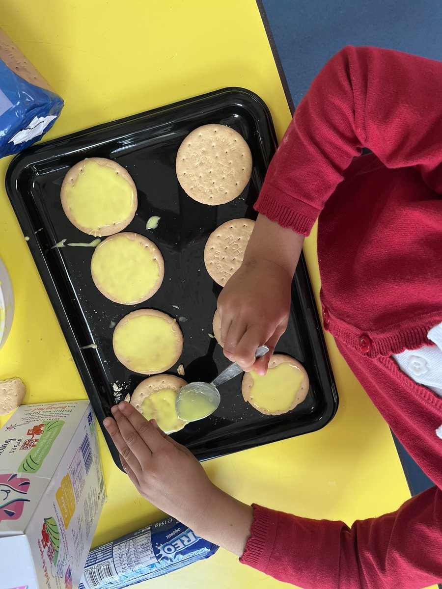 Our school council are busy preparing for the children in need bake sale on Friday <a href="/WindsorCP/">Windsor CP</a>