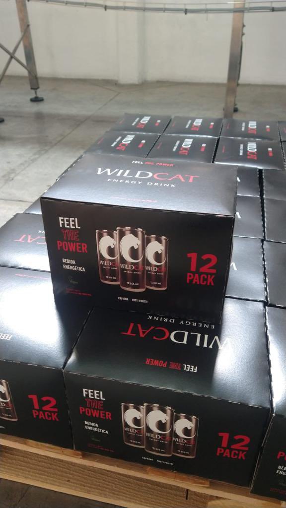WildCatMexico's tweet photo. Y así pasamos a la siguiente campaña. ¡¡Únete a nuestro equipo en la región de México!! Los envíos de Oxxo continúan y nos ubicamos como las 5 mejores marcas del país. 6.000 tiendas y más por venir.
Correo electrónico info@wildcatenergydrinks.com
#WildCatEnergy 
 #Oxxo #Mexico https://t.co/liLpNb6xq9
