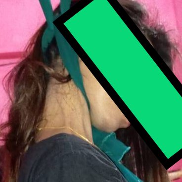 صفا معذرت ۽ بي دلي سان ھي تصوير ونڊ ڪريان پيو جيڪا نہ ڪرڻ گھرجي پر جيڪو چوڻ چاھيان پيو اھو چوڻ ھن تصوير کانسواءِ ممڪن ناھي.
”خودڪشي ڪرڻ واري جي زبان ۽ اکيون ٻاھر اچي ويندون آھن. رسي واري آس پاس نير پئجي ويندا آھن. گگون وھنديون آھن. ھي سڌو سنئون قتل آ.“ 
#MurkJanPirzado