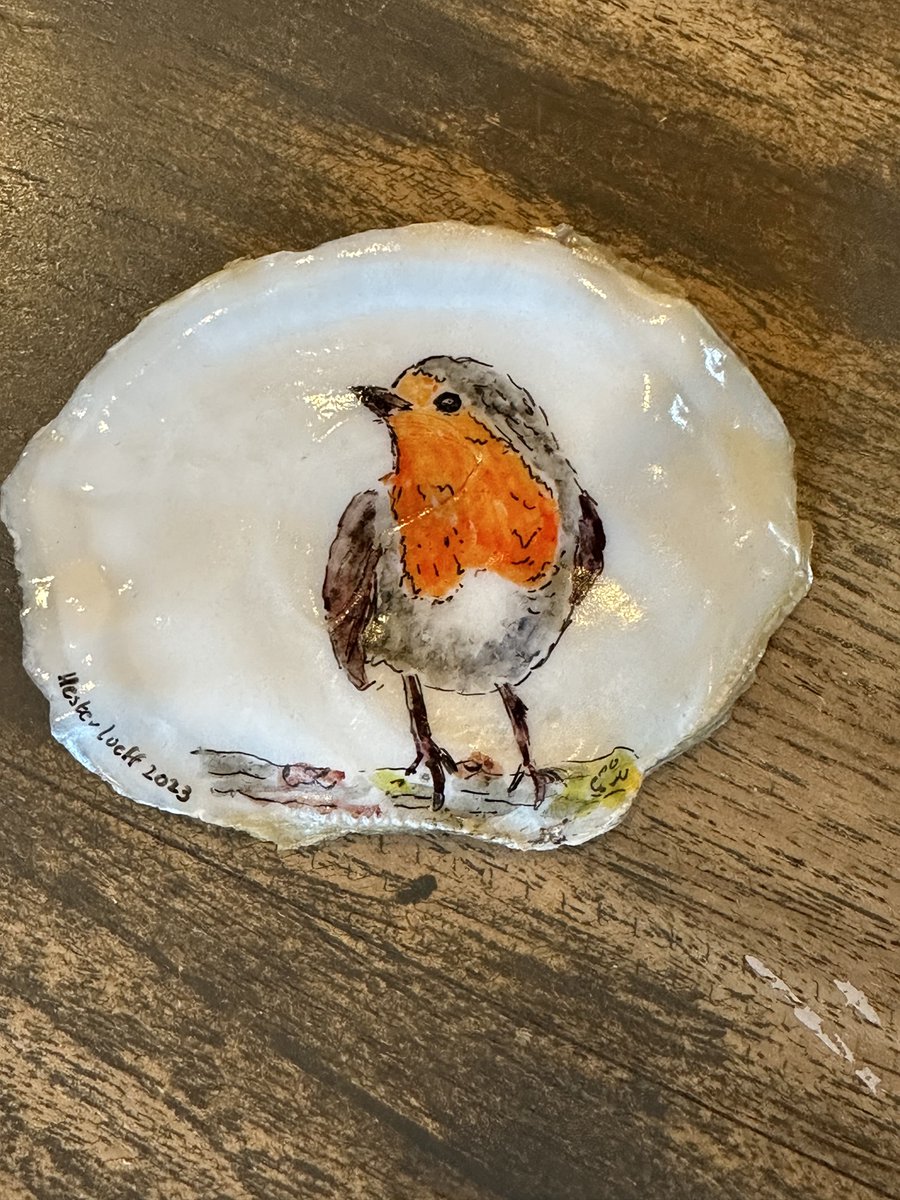 Zal ik ook eens zo’n like, retweet, volg en winactie doen met dit roodborstje bijvoorbeeld?