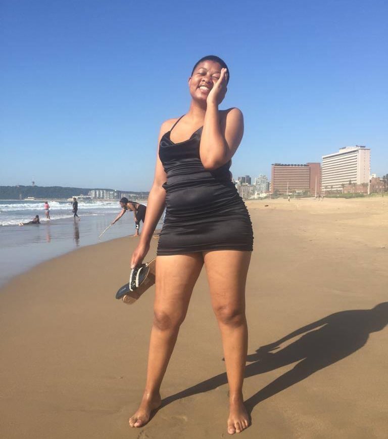 AdvoBarryRoux's tweet photo. Sanele Cele &amp; Swazelihle Mshengu had an argument before sleeping, they then resolved it &amp; went to sleep. During the night while her husband was sleeping, Swazelihle Mshengu woke up silently &amp; stabbed him to death. She cold-bloodedly murdered him. https://t.co/717C37f31p