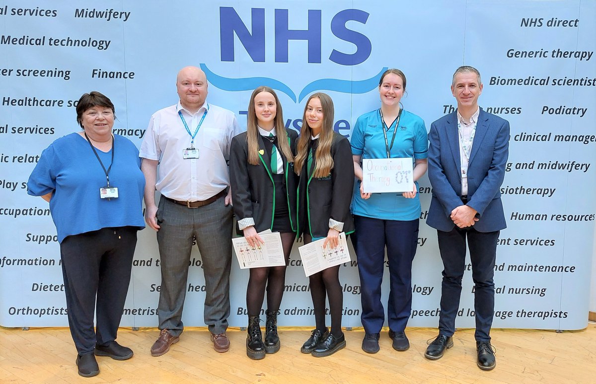 NHSTayside's tweet photo. More than 600 Dundee and Angus senior year pupils attended a careers event today at Ninewells Hospital.

The event had 32 stands from a wide range of disciplines and professions who were on hand to help pupils gain an insight into the variety of roles.

https://t.co/DmIx6PcA3f https://t.co/vdS9ovAkvF
