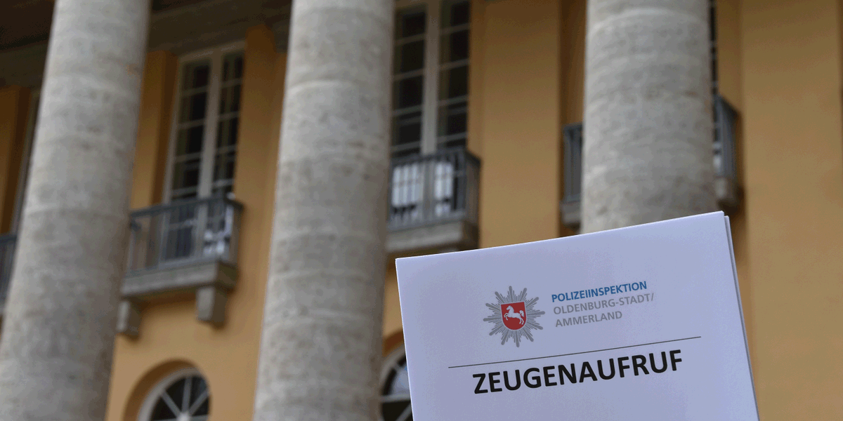 Polizei_OL's tweet photo. Wir suchen Zeugen!
In #Edewecht kam es gestern Abend zu einer Verkehrsunfallflucht. Wir suchen einen Lkw mit Anhänger.
weitere Infos 👉 https://t.co/poAGln4p53
Am Wochenende kam es zu zwei Wohnungseinbrüchen im Bereich #Oldenburg.
Weitere Infos 👉 https://t.co/5HBmQ0CAki
*leg https://t.co/kT3yBvfn0G
