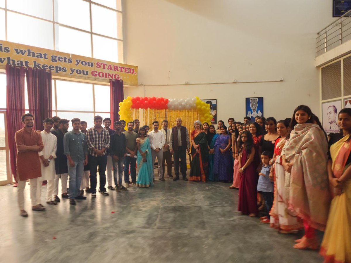 MediaStudiesggu's tweet photo. Having a blast...!!
Students of the Department of Media Studies organised Diwali Fest to celebrate Diwali with fun &amp; frolic. Hon'ble Vice Chancellor, @profdineshkumar also celebrated the festival of lights with the students.
@gurugramuniver1 https://t.co/NwLzeRS7d3