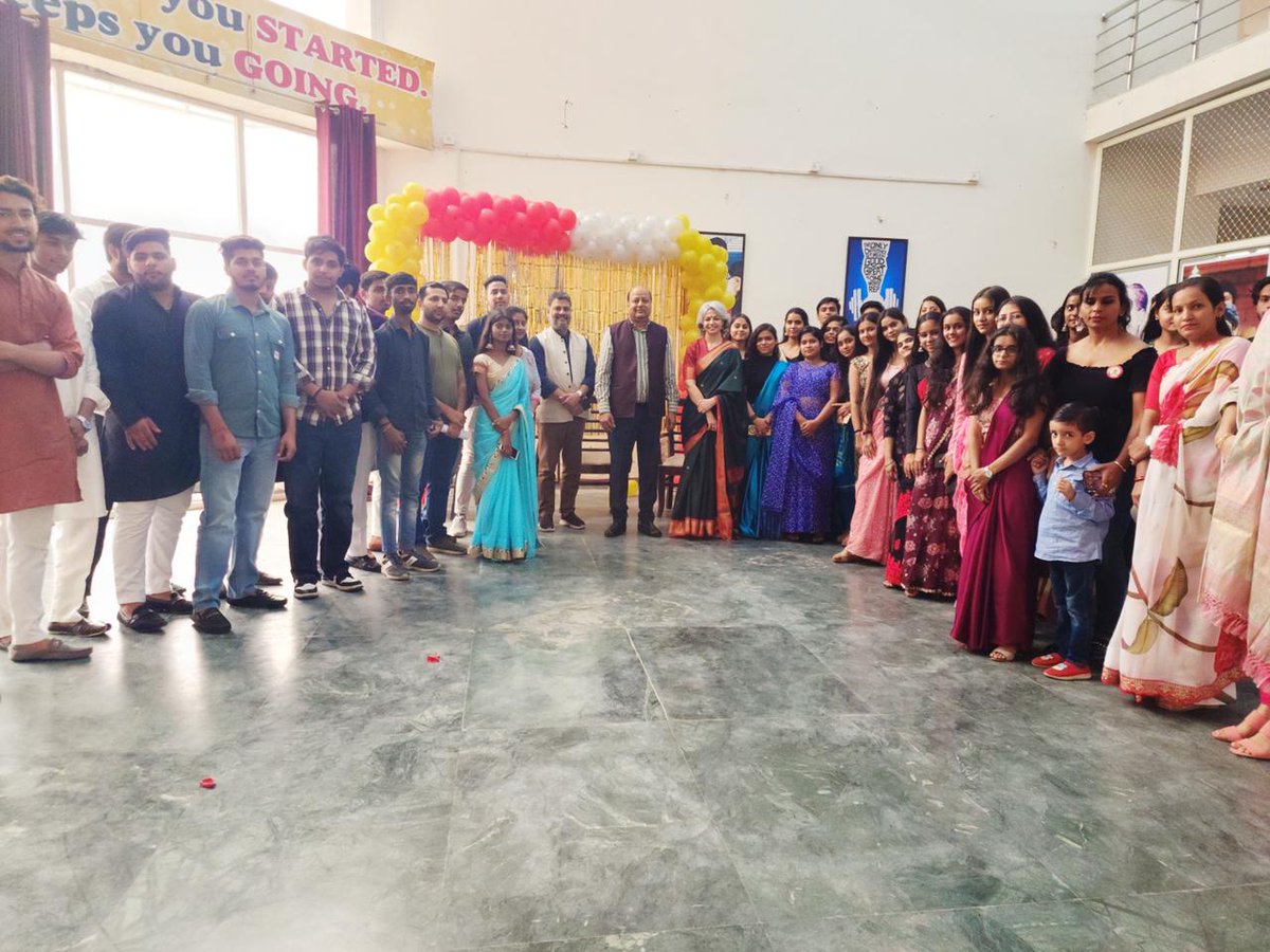 MediaStudiesggu's tweet photo. Having a blast...!!
Students of the Department of Media Studies organised Diwali Fest to celebrate Diwali with fun &amp; frolic. Hon'ble Vice Chancellor, @profdineshkumar also celebrated the festival of lights with the students.
@gurugramuniver1 https://t.co/NwLzeRS7d3