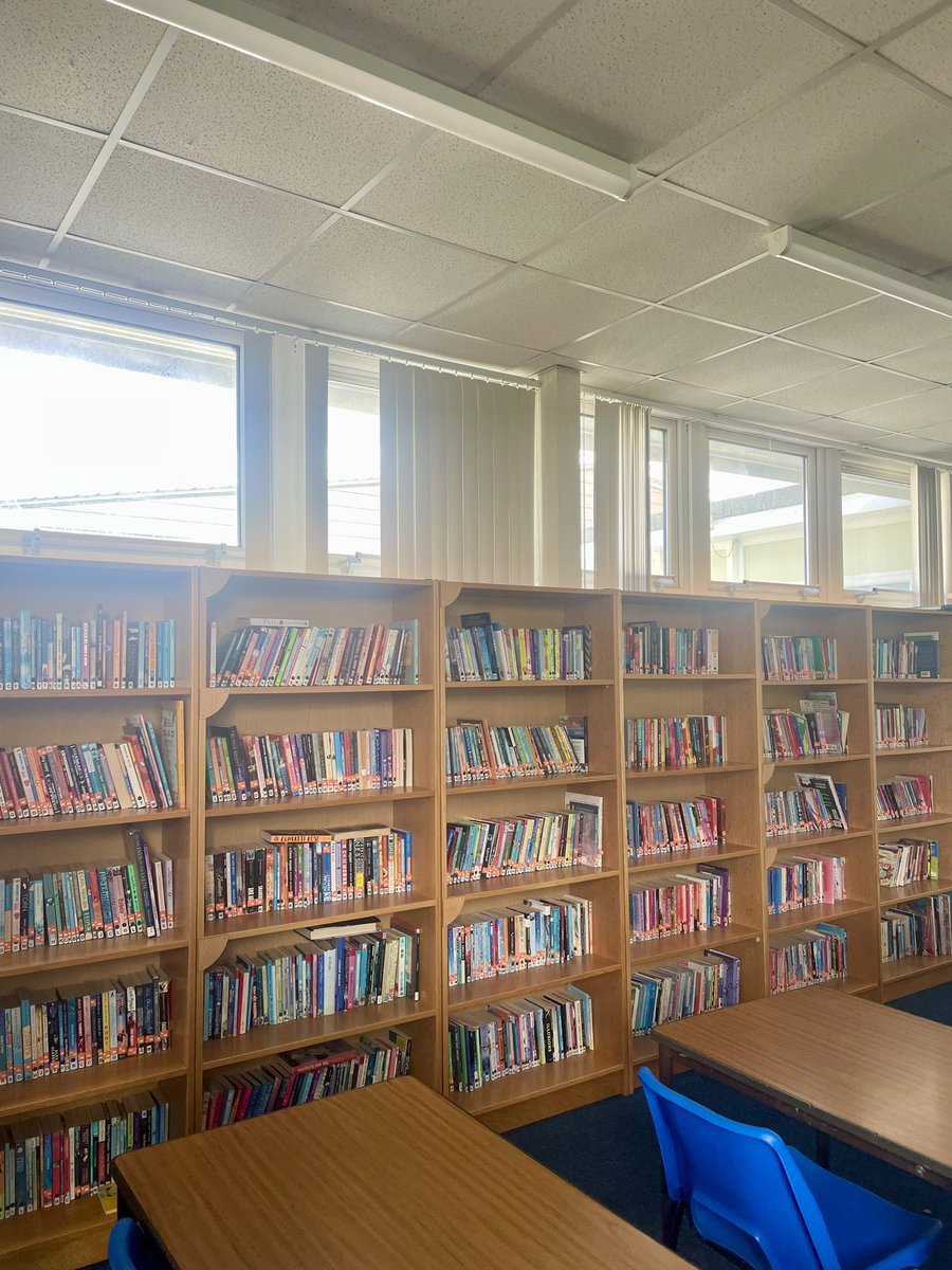 BedwasEnglish's tweet photo. Something exciting will be happening to our library over the next few weeks 🤩📚 . Here’s the ‘Before’ … 👀

Keep your eyes peeled for updates! https://t.co/5PuIamcc3J