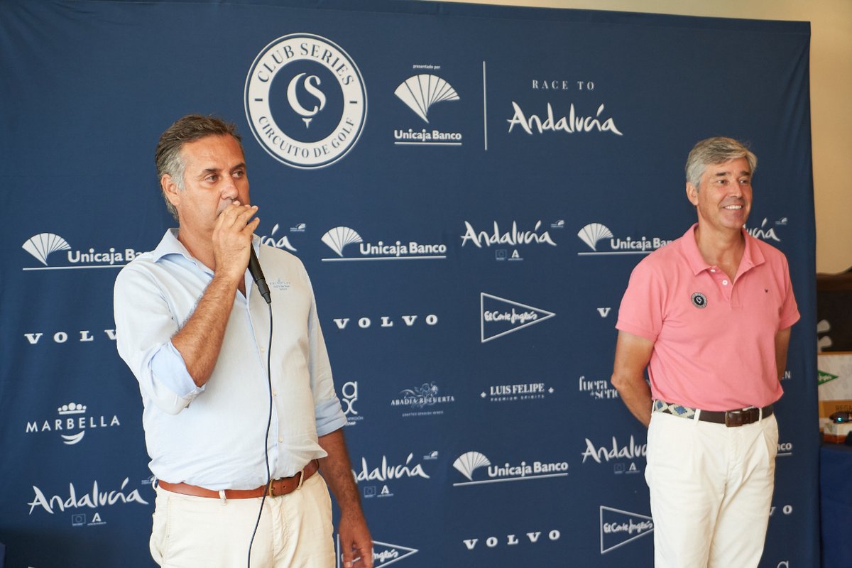 clubseriesgolf's tweet image. Silbon es sinónimo de único, moderno, elegante, moda, tendencia, diferente. Unos valores con los que nos identificamos 100%, por eso nos visten en cada torneo y están presentes en el welcome pack de los jugadores.

#golftime #golflovers #golfcourse #silbon #silbonesmoda