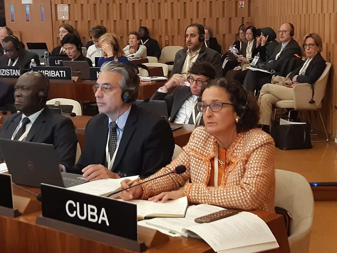 🔴 Comienza sesión de la comisión de ciencias sociales y humanas, ámbito en el que Cuba despliega una activa participación nacional e internacional en las diversas áreas de trabajo del sector, desde su membresía en MOST y CIGEPS.