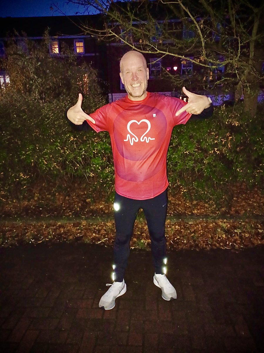 So proud to be wearing the red for British Heart Foundation. 
It’s such an honour ❤️

#britishheartfoundation 
#Teambhflondonmarathon 
#londonmarathon2024