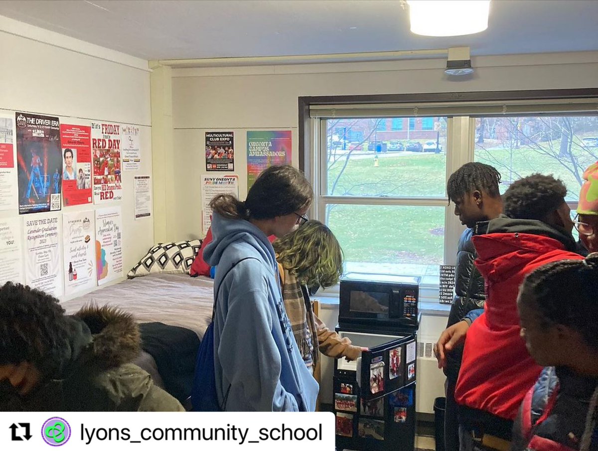 CIOBCitywide's tweet photo. πβοΈ @LyonsBklyn Community School's fall overnight college trip kicks off at SUNY Oneonta @sunyoneonta! ππ Despite the chilly weather, the excitement and inspiration are heating up. π₯β¨ #LyonsCommunity #CollegeBound #DreamsComeTrue #SUNYOneonta ππ¬οΈ@NYCSchools @DOEChancellor https://t.co/G4cEbqk1HY