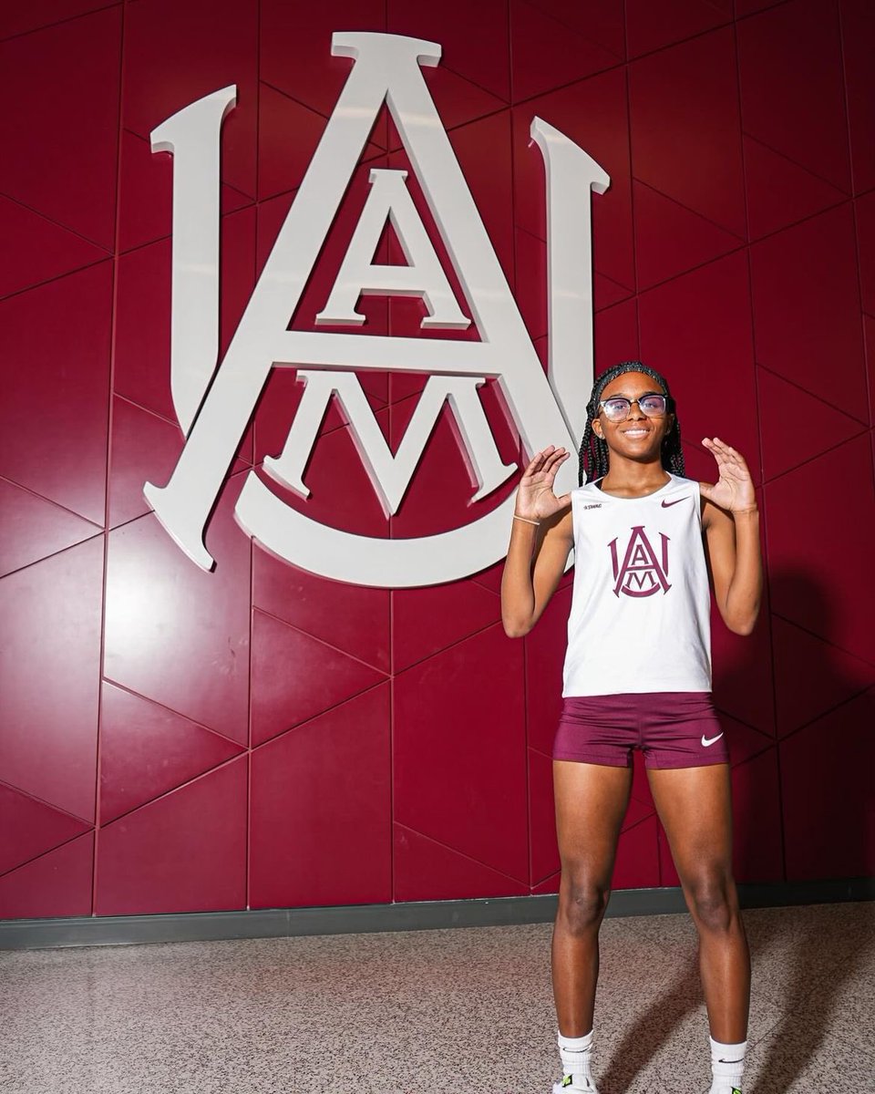 The TN triple jump Champ <a href="/Akira_Simpson_/">Akira Coleman</a> enjoyed her visit to  <a href="/AAMU_Track/">Alabama A&M Track</a> <a href="/CoachShaunHarr1/">Coach Shaun Harris</a>