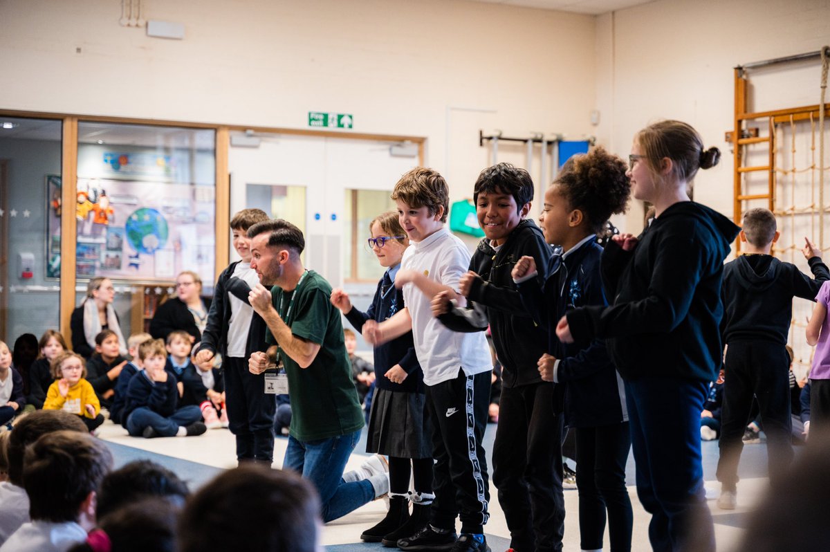 @RavensthorpeP had the pleasure of a magical music morning with @benedetti_fdtn @NickyBenedetti #music #teaching #peterborough @peterboroughtel @PboroughMatters #News