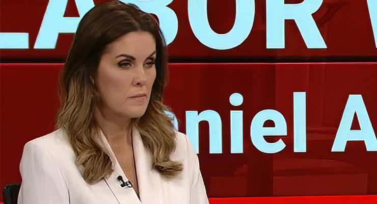 Just wanted to share my fav photo of Peta Credlin.
The night Dan Andrews won a historic third term by a Danslide.
Peta at SkyCrap desk wondering where it all went wrong for her.