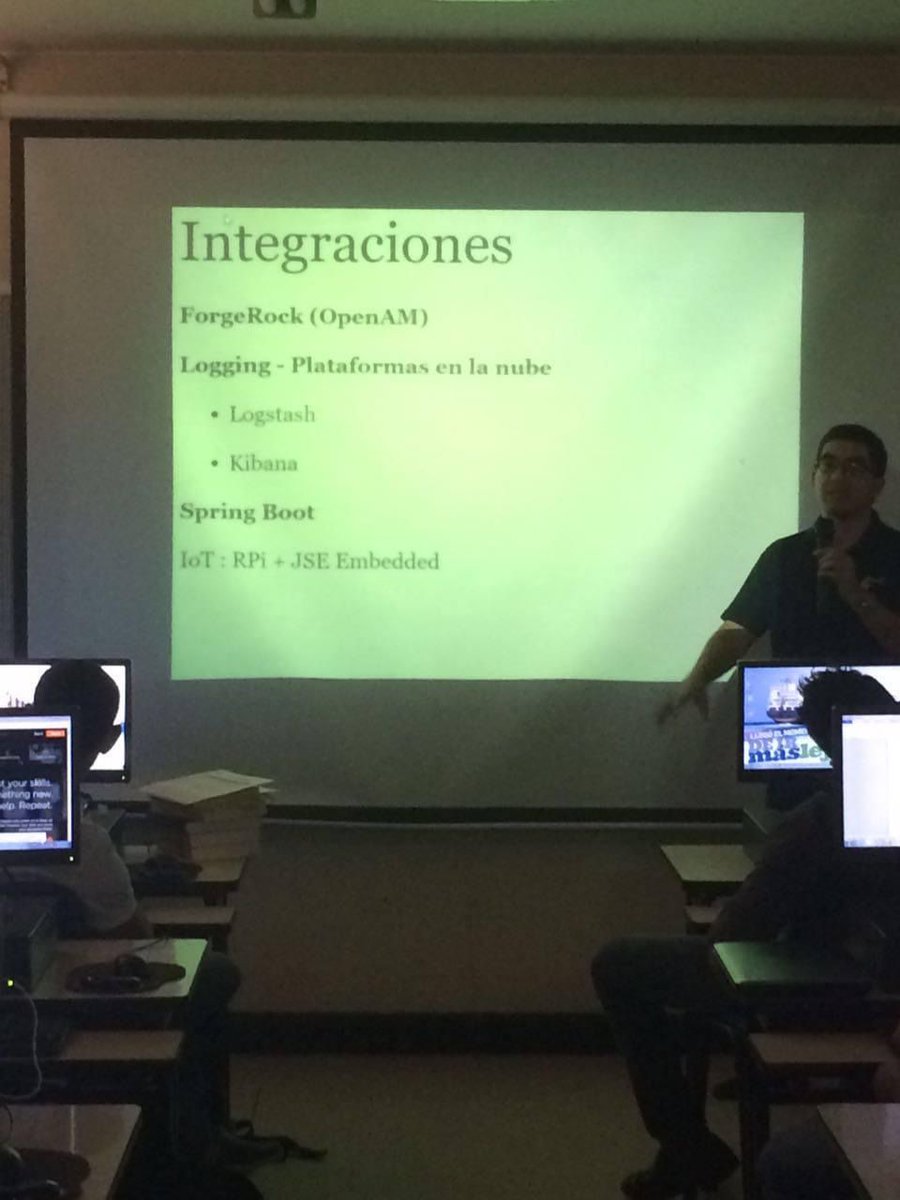 barranquillajug's tweet photo. "¡A seguir creciendo juntos en el mundo de #Java y en la #JVM #Kotlin #Groovy #Scala #Clojure! 🚀#Barranquilla #ComunidadJava" https://t.co/LsX72G02Kf