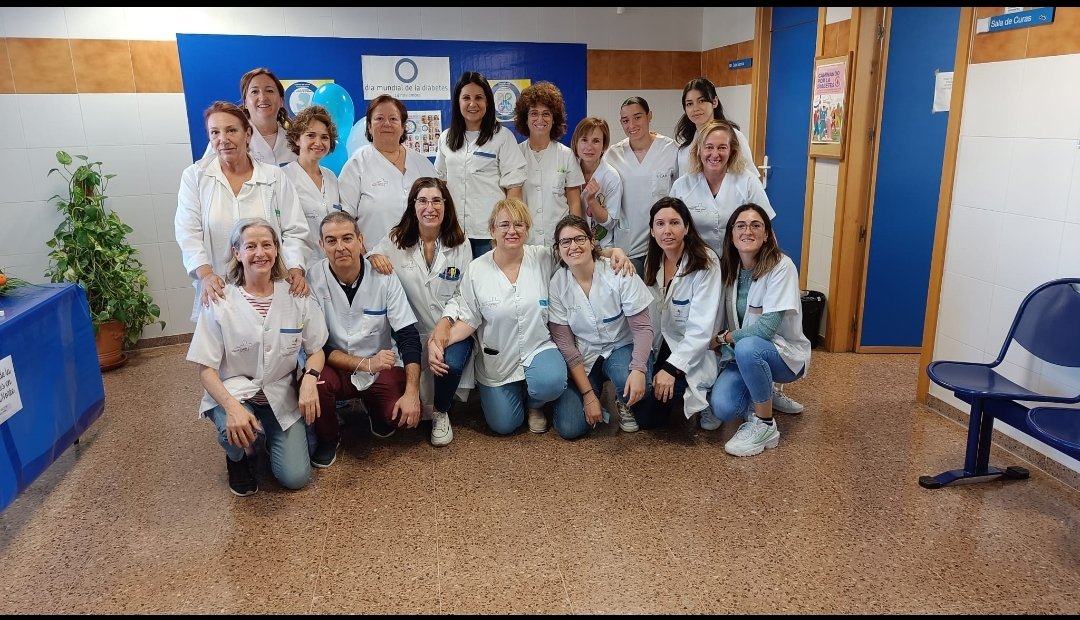 STAND INFORMATIVO:📃
➡️-Factores de riesgo de diabetes mellitus
➡️-Test de Findrisc (riesgo de desarrollar diabetes en 10 años)
➡️-Realización de glucemias basales.