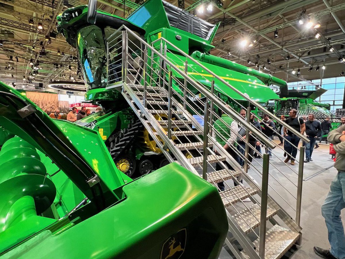 JohnDeere's tweet photo. “hey bud, your ladder’s down” https://t.co/THQRpa4HAS
