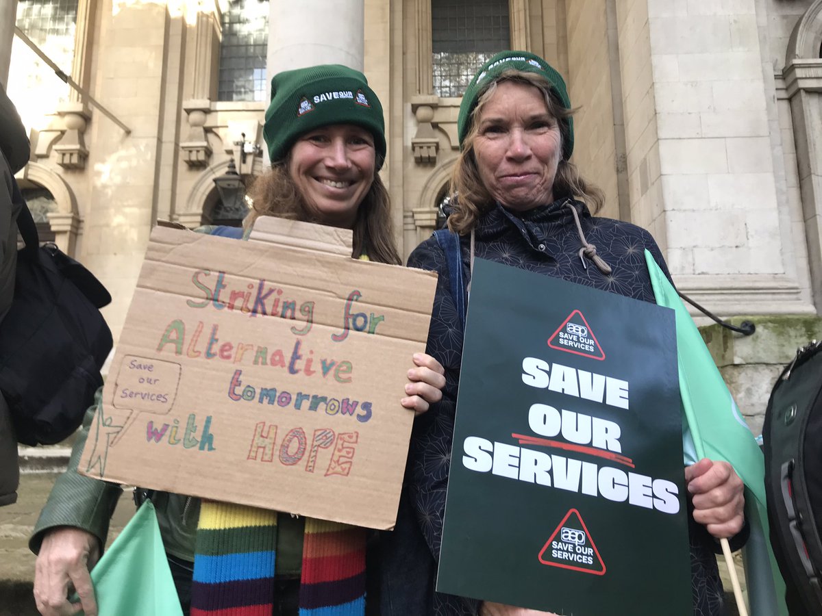 Striking today at the London rally to #saveourservices <a href="/AEPsychologists/">Association of Educational Psychologists</a> #wiltshireEPs
