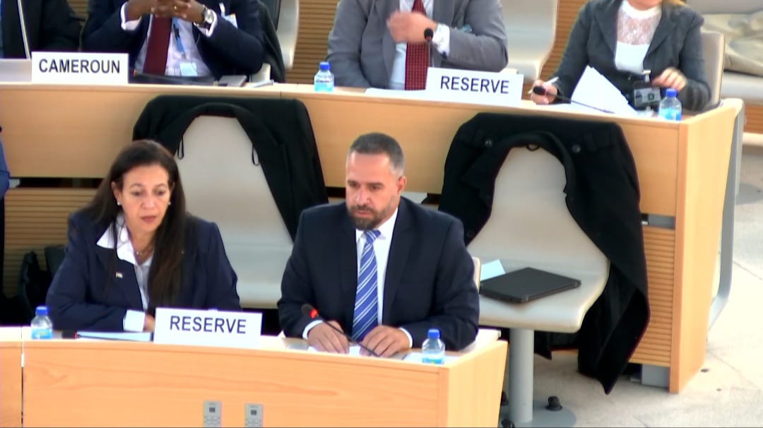 #FidelSiempreFidel ejemplo de lucha por la igualdad, los derechos humanos ,la paz para todos los pueblos del mundo, para su pueblo #FidelPorSiempre tenemos el derecho a vivir en paz #MejorSinBolqueo