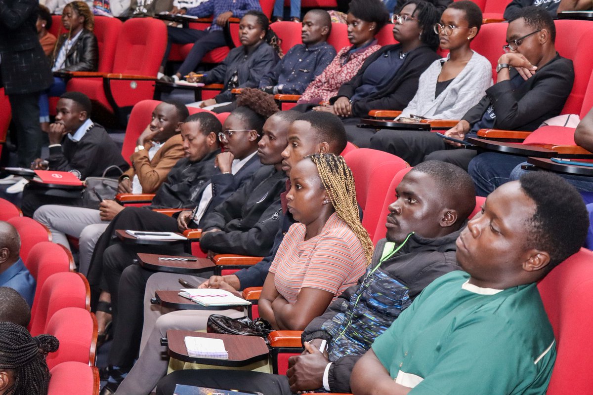 afrika_hub's tweet photo. There is a place for every graduate in the market place we just need to equip the graduates so that they go prepared to work.
#equip #business https://t.co/pOAEtfm4In