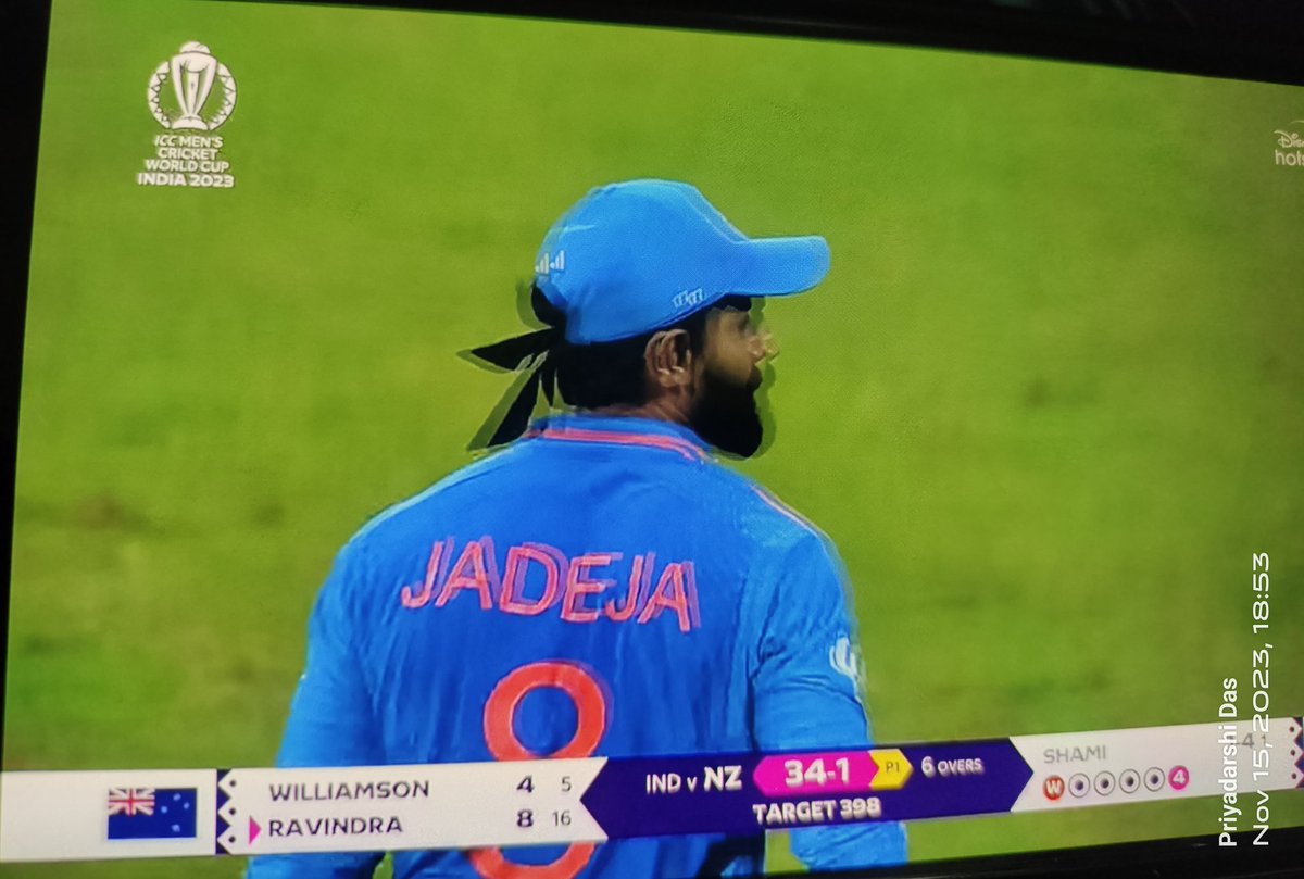 Spotted Ravindra Jadeja @imjadeja In Today's Match Between India & New Zealand 🇮🇳🇮🇳🇮🇳🏏🏏

#OneForTheHome #CWC23 #INDvsNZ 
#HisenseIndia 

@Hisense_IND

@JasoosShow @BindasRanga @Abdur_Rahaman99 @Rahuldada024 @iam_margam