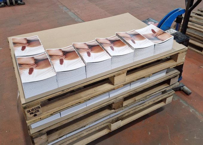 New book being printed now in Italy... https://t.co/KuwnKsqiiE https://t.co/juazMLGkAD