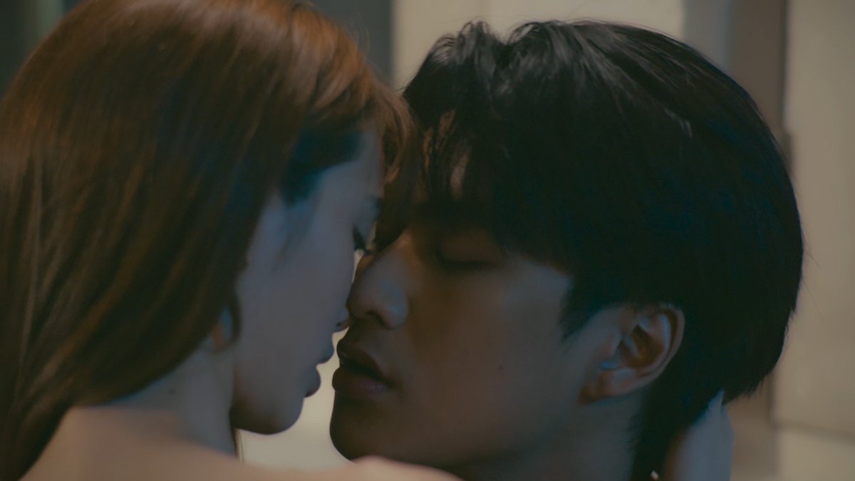 SiriCerle's tweet photo. แม่ๆน้องเมย์ฟังค่ะ !
#ก้องเมย์
#WednesdayClubEP4
#ohmpiploy
#ohmpawat
#piploy
#emsi
https://t.co/W1SOtSVj8z https://t.co/sVHWL9Cbk7