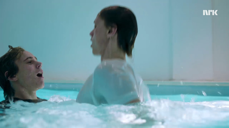 liveterna661337's tweet photo. his pecs😏 https://t.co/Cz2G0lbJR6