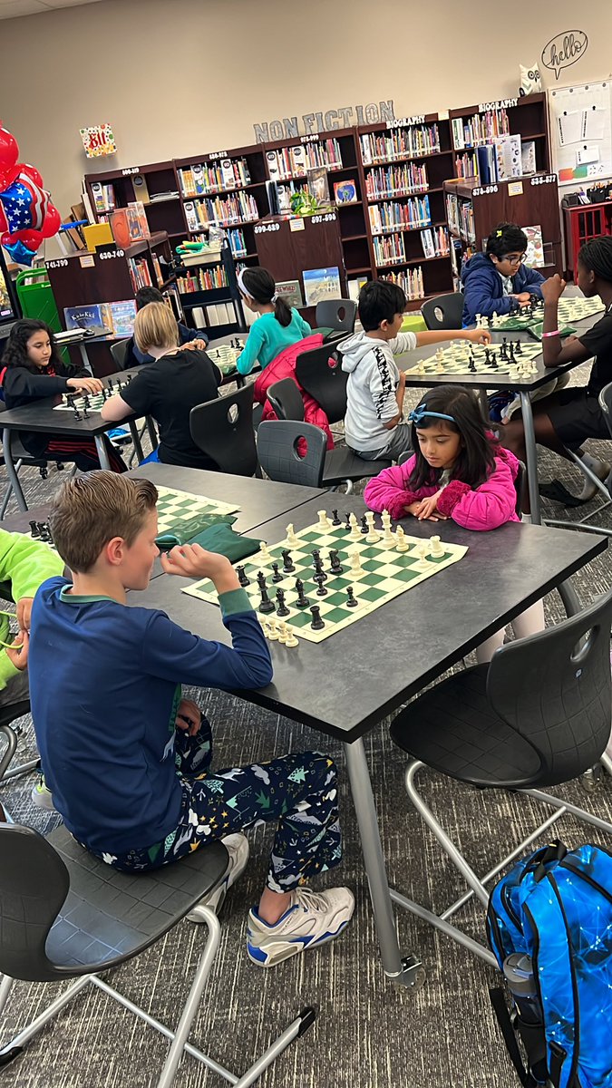 TowleReaders tweet media