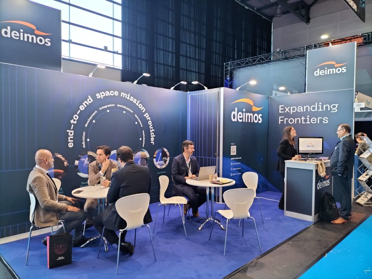 Day 2 and a busy morning at @SpaceTechExpoEU📡 Murray Kerr, Antonio Gutiérrez, Lucía Senchermés, Carlos Manuel Entrena Utrilla and Pablo Morillo Gonzalez are ready to meet you to discuss new opportunities in #spacemissions development...stop by booth C51! 🪐🤝