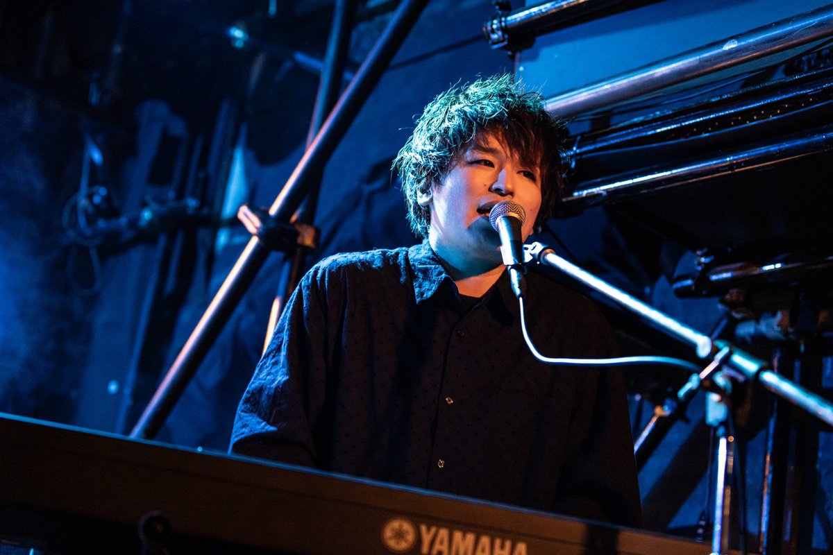 K_CRAWLICK's tweet photo. 改めて、昨日はKINGSXありがとうございました。
今日は大阪編に遊びに行ってきました。

美しく撮ってもらってありがとうなお写真を。

3枚目、俺おらんのかと思ったわ。

ちなみに4枚目はカメラチェックにてみんなちゃんと真顔の写真を送ってもらったので共有しとくね。

photo by @MOGAMI_iii https://t.co/jt0vMAZLsR