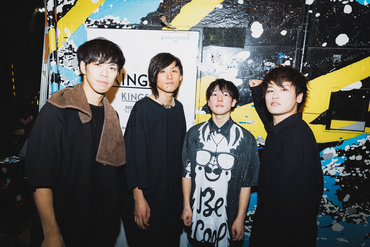 K_CRAWLICK's tweet photo. 改めて、昨日はKINGSXありがとうございました。
今日は大阪編に遊びに行ってきました。

美しく撮ってもらってありがとうなお写真を。

3枚目、俺おらんのかと思ったわ。

ちなみに4枚目はカメラチェックにてみんなちゃんと真顔の写真を送ってもらったので共有しとくね。

photo by @MOGAMI_iii https://t.co/jt0vMAZLsR