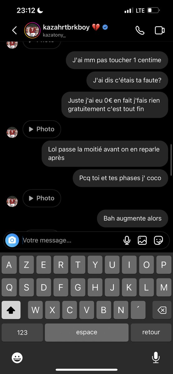 RomyyaMya's tweet photo. Kaza le rat ...
1/4 
Je reviens sur cet vidéo étant donné que KAZA a refait un badbuzz.
Il m'a proposée de l'aidée pour son premier son, chose que j'ai faite.
Maintenant en échange j'ai demandée une rémunération pour ça OU de la visibilité.
Je n'ai jamais touché 1 centimes. https://t.co/ortgHW8g4y