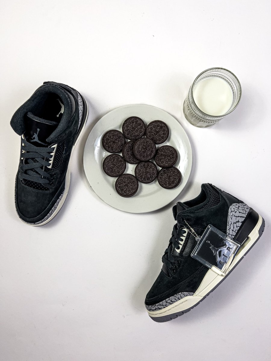 brttniann's tweet image. #MAILCALL 📫

WMNS Air Jordan 3 Retro ‘Off-Noir’ 🥛🍪

They did y’all dirty for making this a Women’s exclusive! These are definitely a great cop 😍

Good Luck 🍀 

📸: Me

#atmoscollectorsclub #Jordan #KOTD #nike #SNKRS #yoursneakersaredope