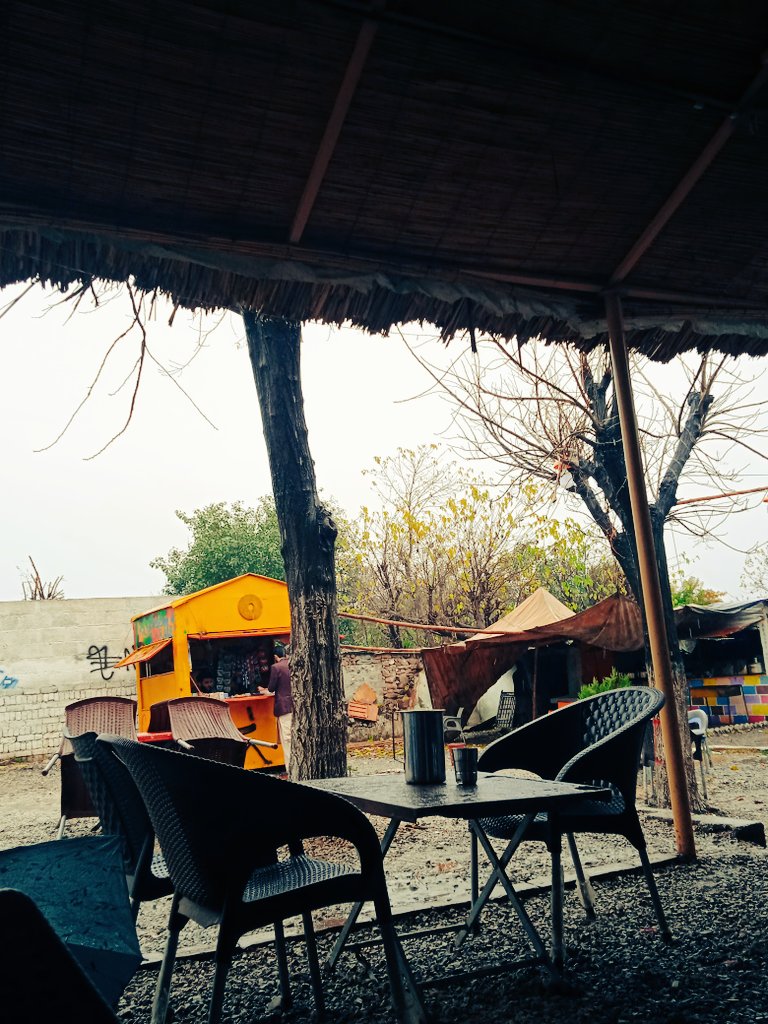 SyedDado's tweet photo. تاب اہل جہاں سب بھلا دیے لیکن... 
وہ زخم یاد ہیں اب تک جو غائبانہ لگے 🥀
#QAU https://t.co/squ3VaKKiT